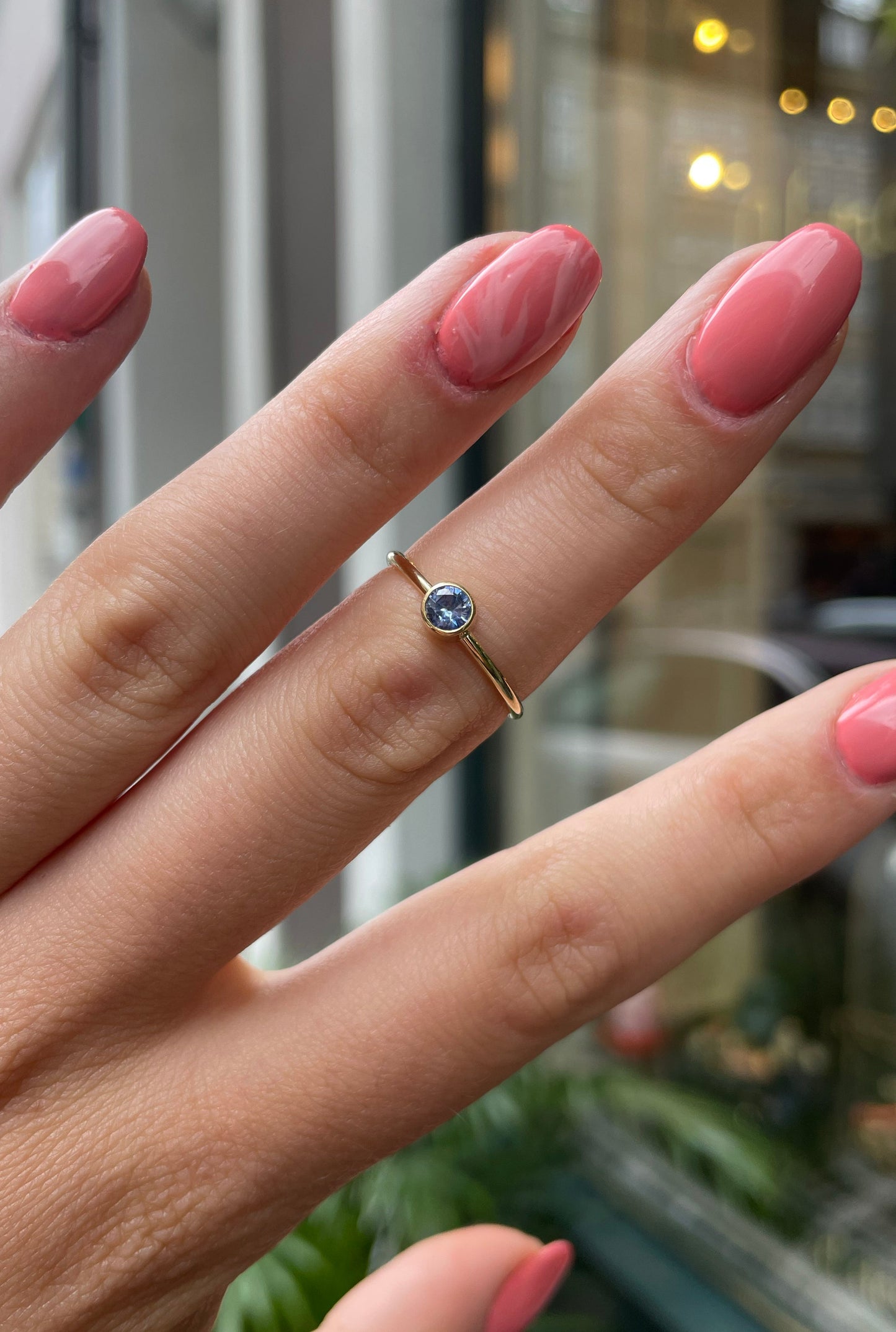 Miss Marie Klassisk Blå Safir Ring - 14 Karat Guld