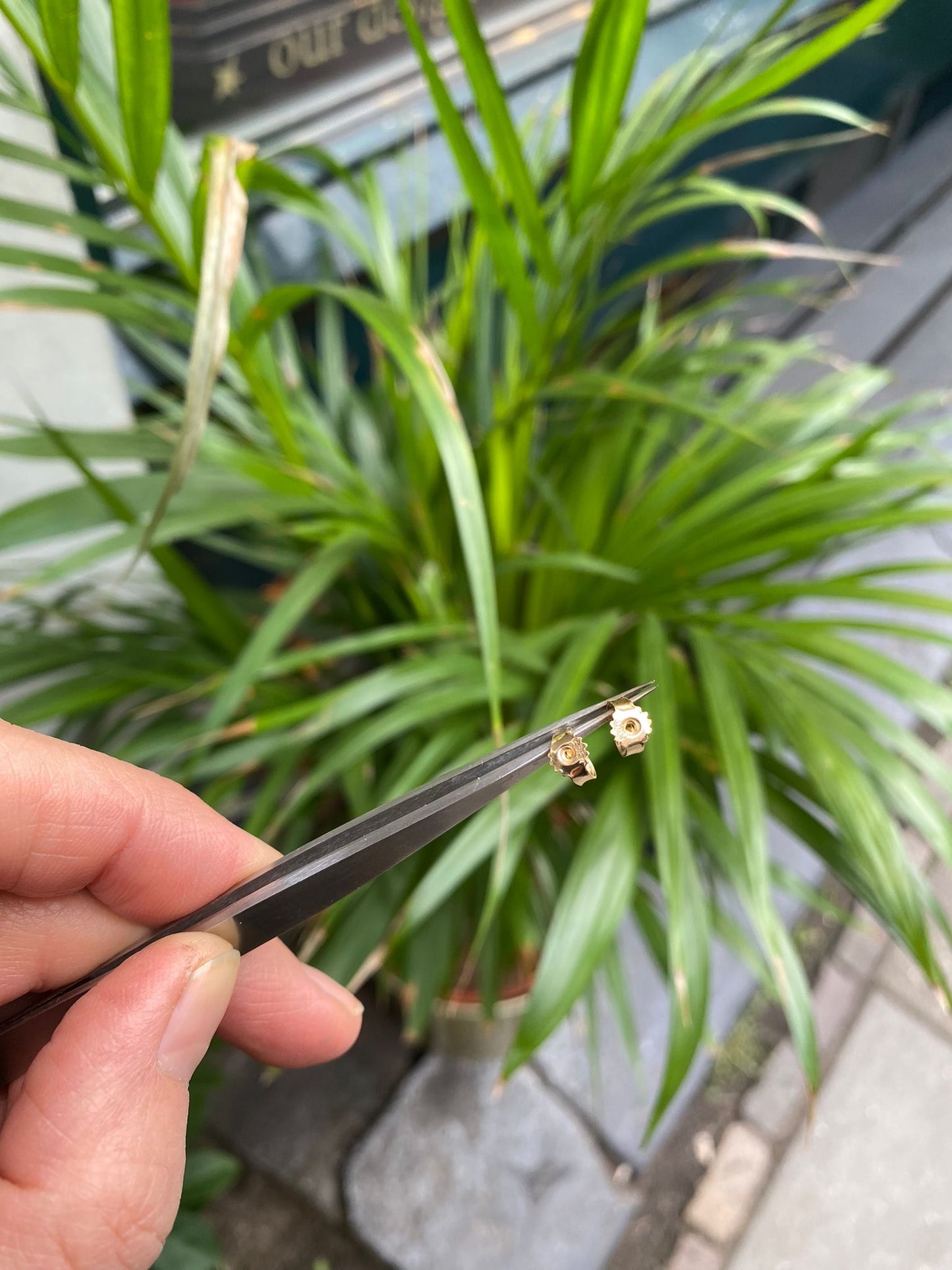 Earring fastenings - Gold or White Gold