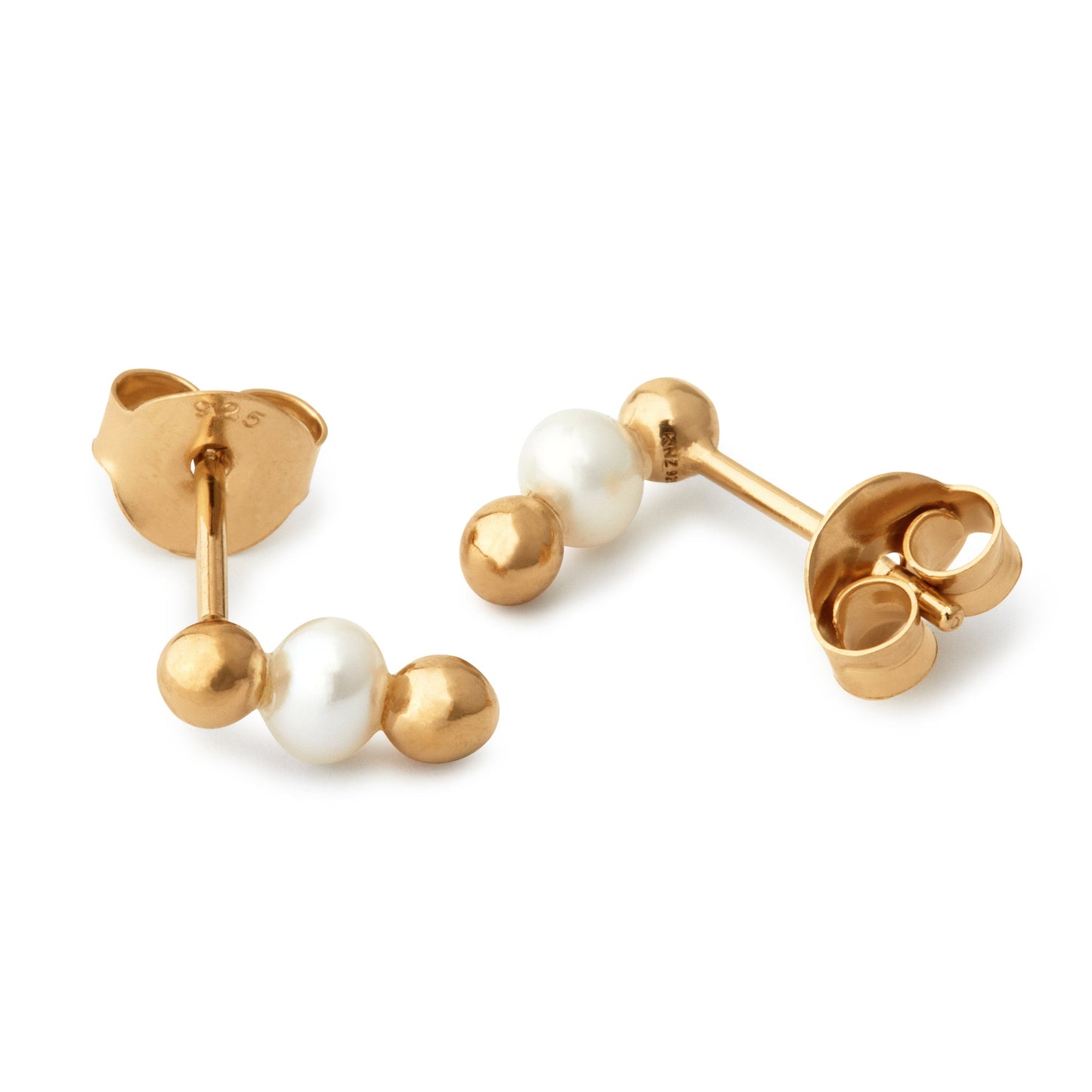 Pearls In Between - Earing - Gold Plated Silver W. Pearls
