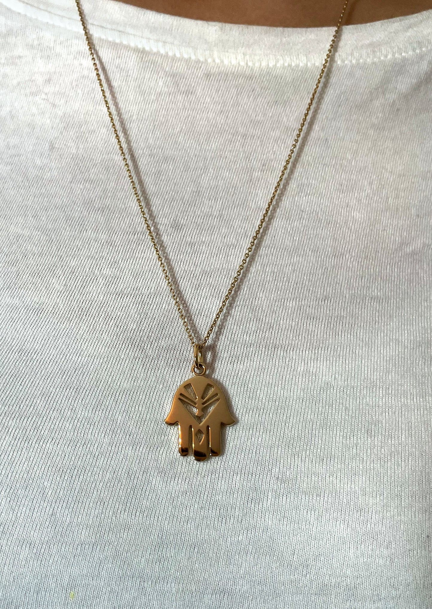 Fatimas Mini Hand Pendant - 14 Karat Gold
