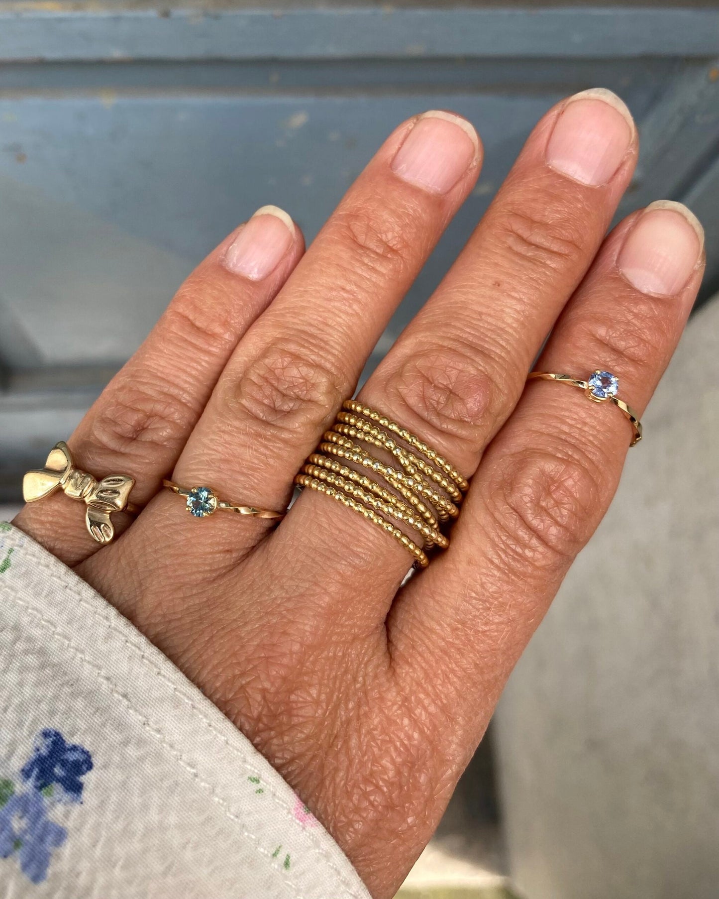 Miss Martha Klassisk Blå Safir Ring - 14 Karat Guld
