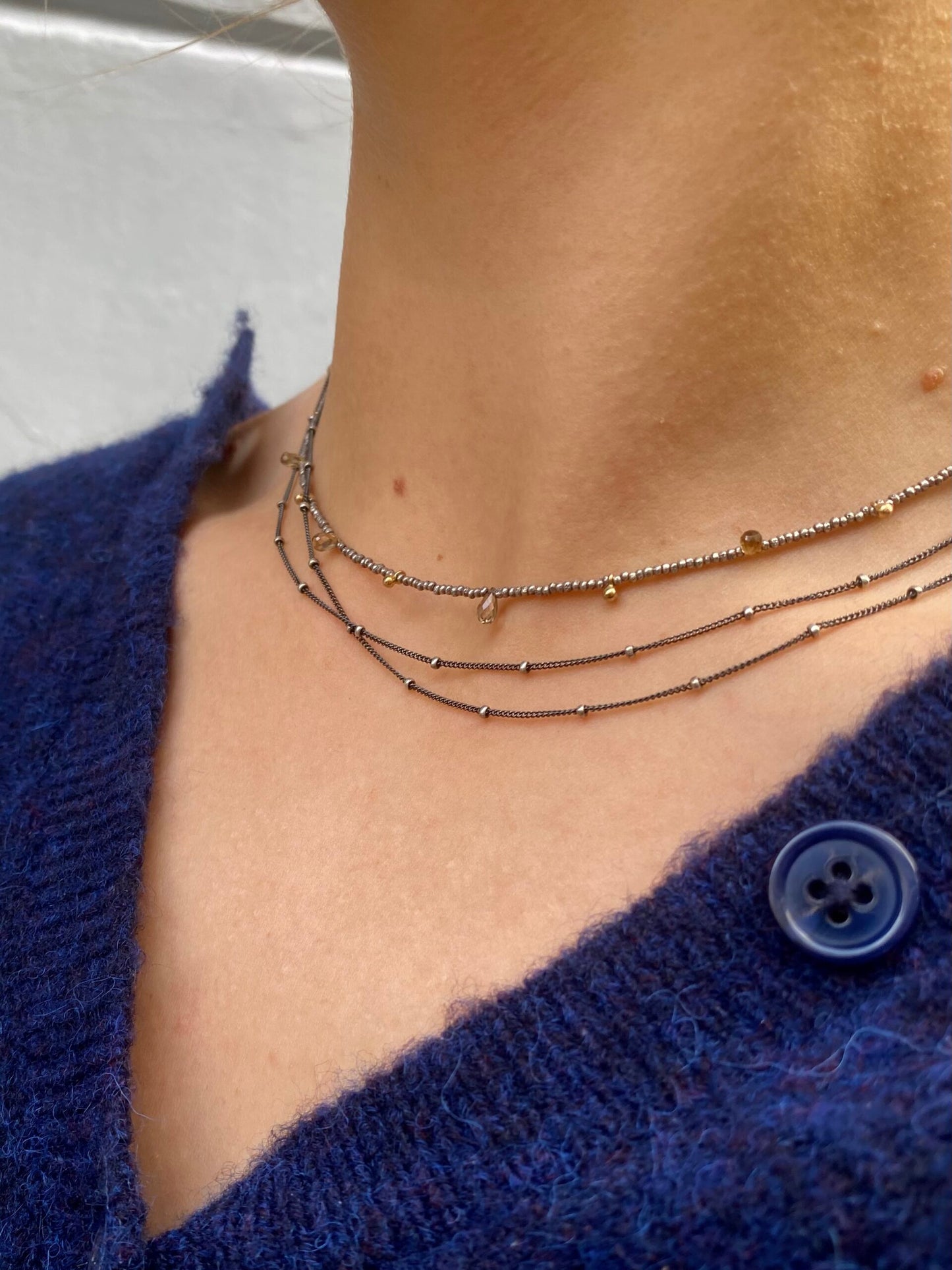 Hill Tribe halskæde - 14 karat guld semi ædelsten