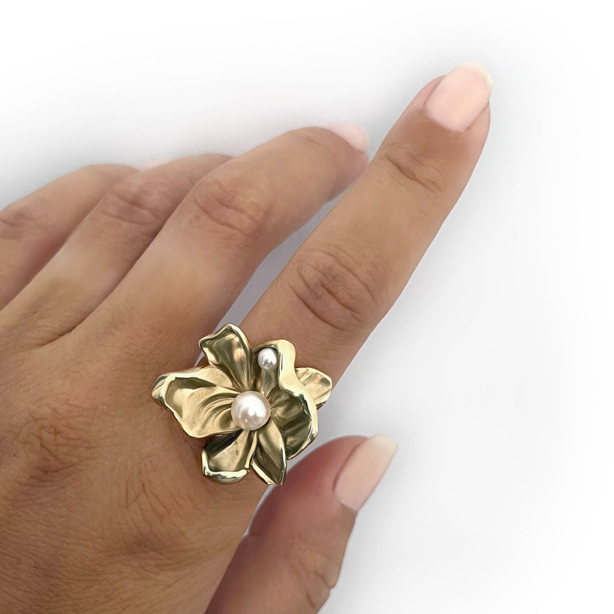 FLOWER GOLD RING - ORGANIC LEAVES & PEARLS