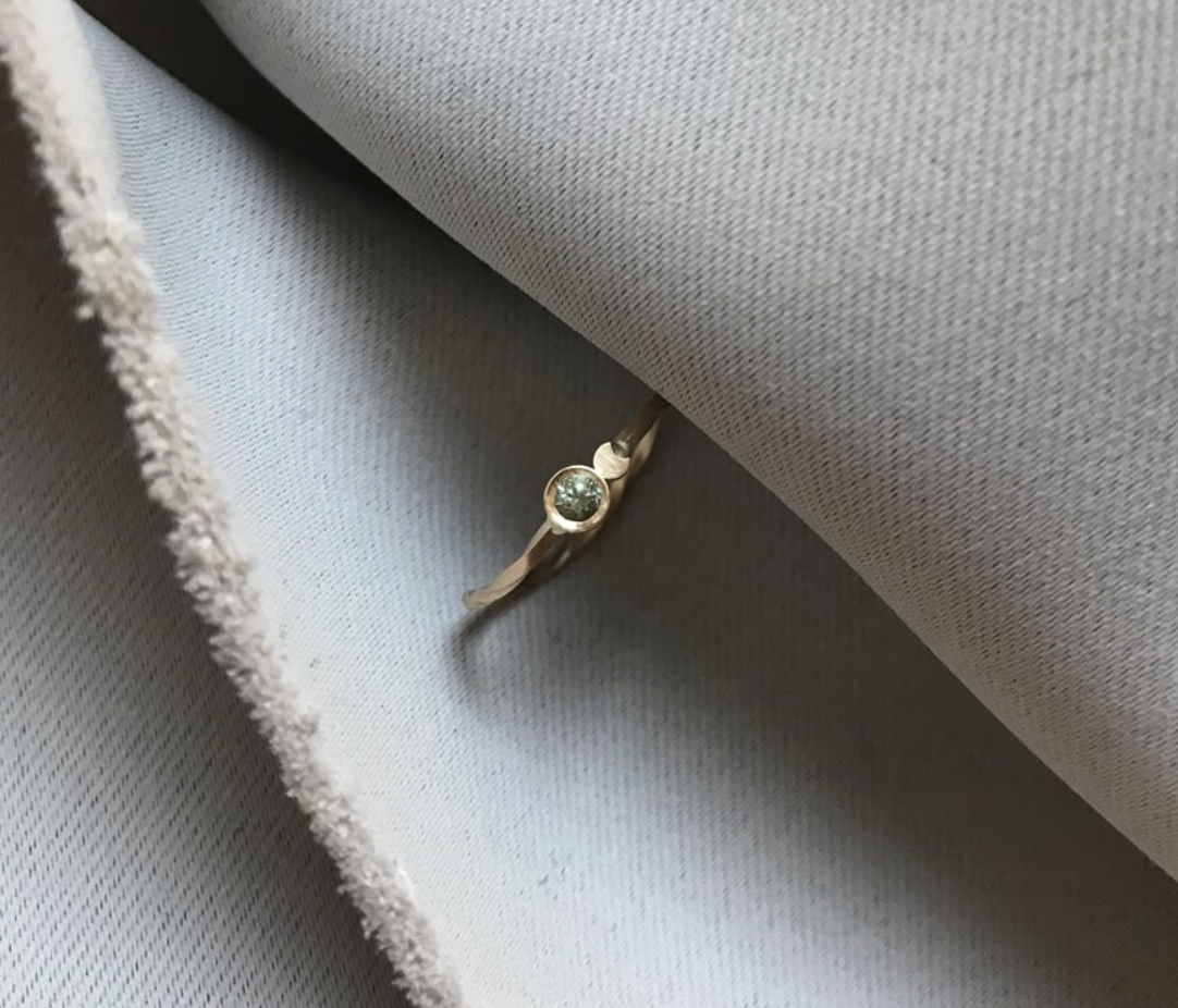 SUN & MOON Eclipse safirring - 14K guld