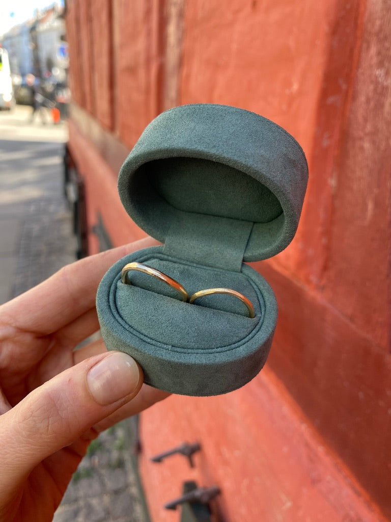 Mr. & Mrs. Nature Wedding Bands - 14 karat gold