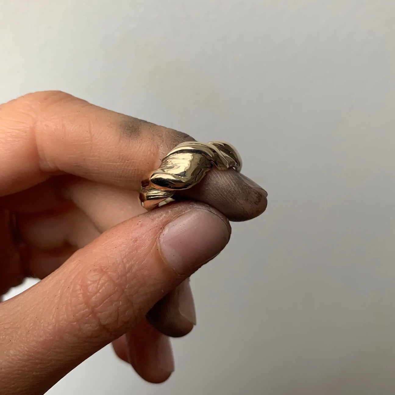 Twisted Wave Ring - 14 Karat Gold